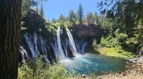 There’s A Northern California Trail That Leads To A Waterfall Curtain The Entire Family Will Love