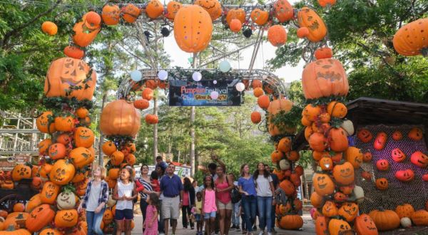 Stone Mountain Has A Glowing Pumpkin Trail And Fall Celebration Coming To Georgia And It’ll Make Your Season Magical
