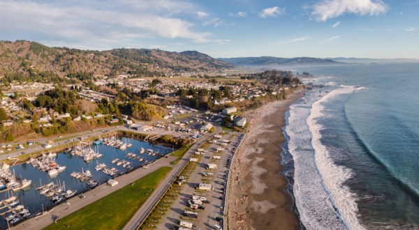 The Charming Town Of Brookings, Oregon Is Picture-Perfect For A Weekend Getaway