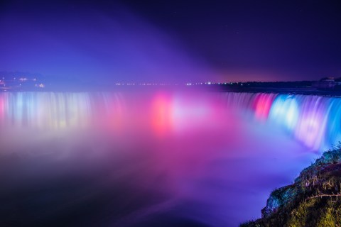 You Need To See This Dazzling Waterfall Light Show In New York At Least Once In Your Life