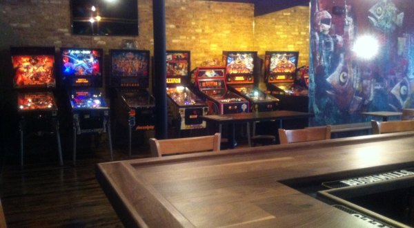 Travel Back In Time When You Visit Jackbar, An Arcade Bar In New York