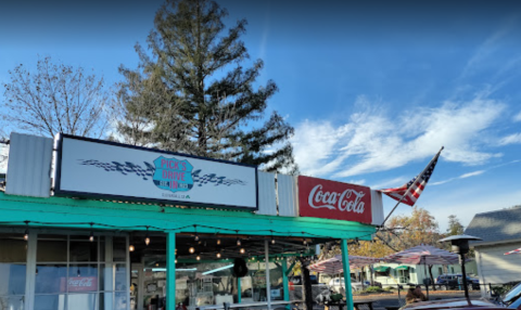 The Burgers And Shakes From This Middle-Of-Nowhere Northern California Drive-In Are Worth The Trip