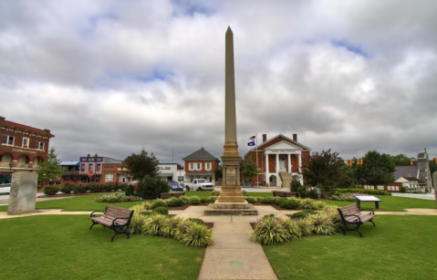 The One Small Town In South Carolina With More Historic Places Than Most