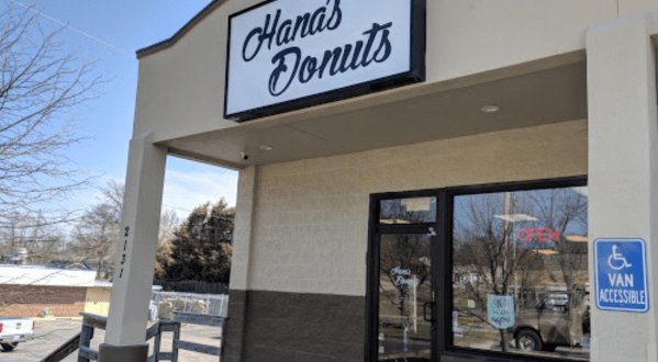 It’s Worth It To Drive Across Kansas Just For The Donuts At Hana’s Donuts