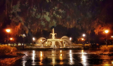 Forsyth Park Might Just Be The Most Haunted Park In Georgia