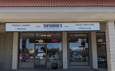 It's Worth It To Drive Across Northern California Just For The Croissants At Tantardini’s European Bakery-Deli