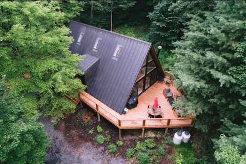 There's An A-Frame Cabin In West Virginia Where You Can Truly Sleep Beneath The Stars