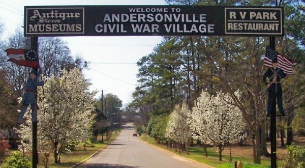 Andersonville Is Allegedly One Of Georgia’s Most Haunted Small Towns