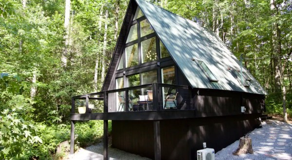 There’s An A-Frame Airbnb In Georgia Where You Can Sleep Beneath The Stars