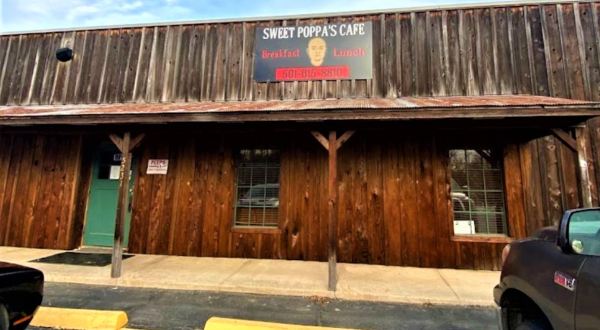 The Entire Menu At Sweet Poppa’s Cafe Is So Good, You’ll Want To Order One Of Everything