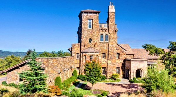 The Stunning Building In Arkansas That Looks Just Like Hogwarts