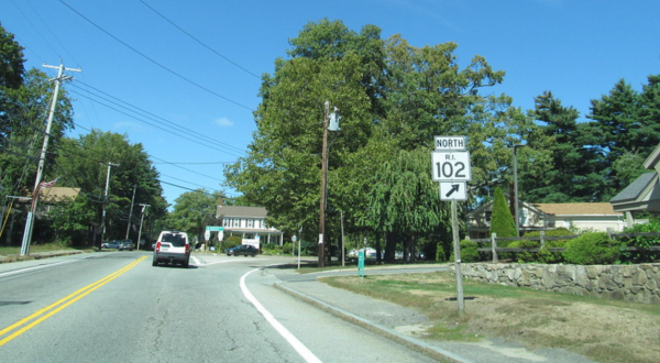 Scenic Route 102 Practically Runs Through All Of Rhode Island And It’s A Beautiful Drive