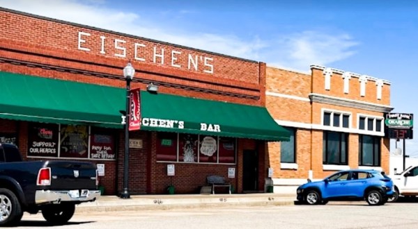 The Oldest Operating Bar In Oklahoma Has Been Serving Mouthwatering Fried Chicken For Over 125 Years