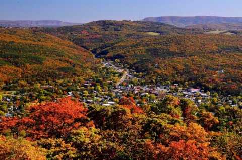 Route 50 Runs Right Through West Virginia And It's A Beautiful Drive