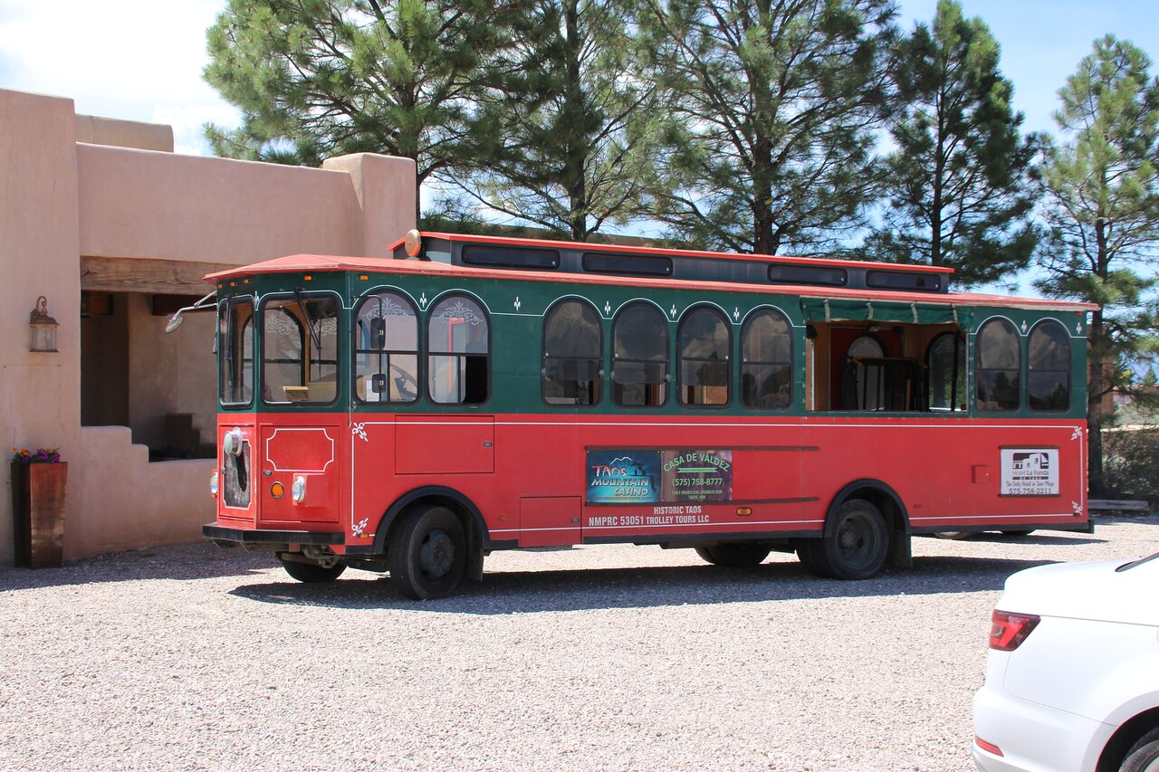 3 Charming Cities In New Mexico With Historic Trolley Tours