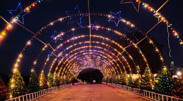The 14 Best Drive-Thru Christmas Lights Displays In America The Whole Family Can Enjoy