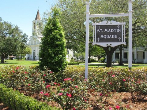 The Historic Small Town That Every Louisianian Should Visit At Least Once