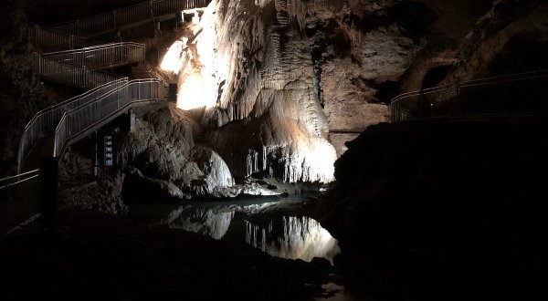 There’s A Haunted Cave In Missouri And It’s Not For The Faint Of Heart