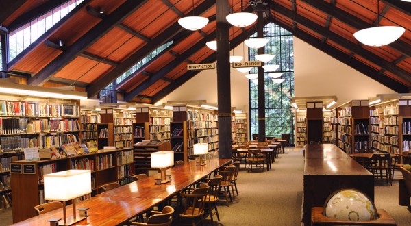 The Beautiful Northern California Library That Looks Like Something From A Book Lover’s Dream