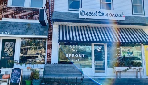 The Grooviest Place To Dine In New Jersey Is Seed To Sprout, A Hippie-Themed Restaurant