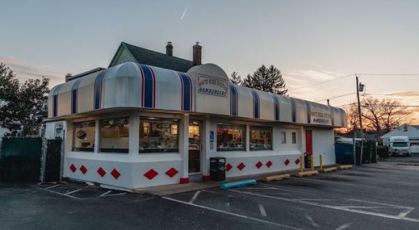This Timeless 1960s Restaurant In New Jersey Sells The Best Sliders In America