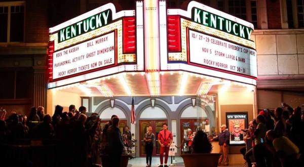 The Thrilling Halloween Event In Kentucky Where Hundreds Of Zombies Dance Down The Steets Of Lexington