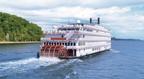 Not Many People Know That You Can Take An 11-Day Cruise Along The Mississippi River In Missouri