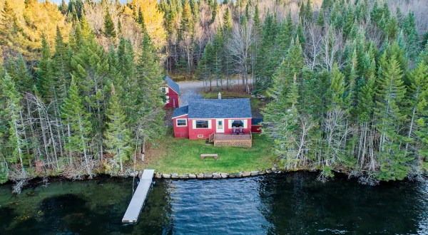 The Whole Family Will Love A Visit To This Adorable Lakeside Cabin In New Hampshire