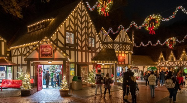 Christmas Town At Busch Gardens In Virginia Is Straight Out Of A Hallmark Christmas Movie
