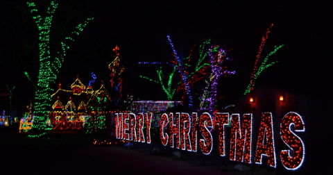 Utah's Enchanting Fantasy At The Bay Christmas Lights Holiday Drive-Thru Is Sure To Delight