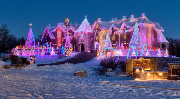 Visit 11 Christmas Light Displays In Illinois For A Magical Experience