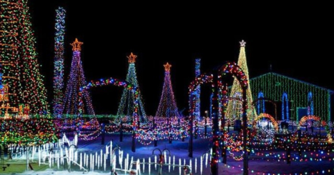 Here Are The Top 13 Christmas Towns In Ohio. They're Magical.