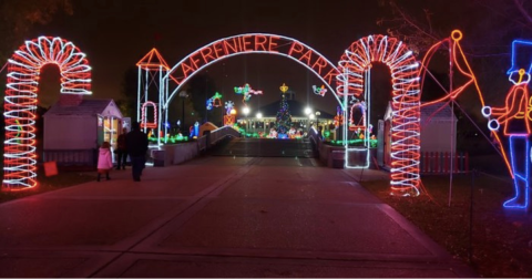 Drive Or Walk Through 10 Million Holiday Lights At Lafreniere Park In Louisiana