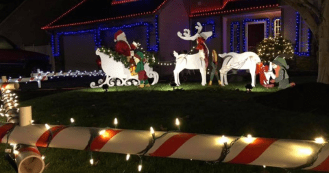 The Keizer Miracle Of Christmas Lights Are A Neighborhood Tradition In Oregon