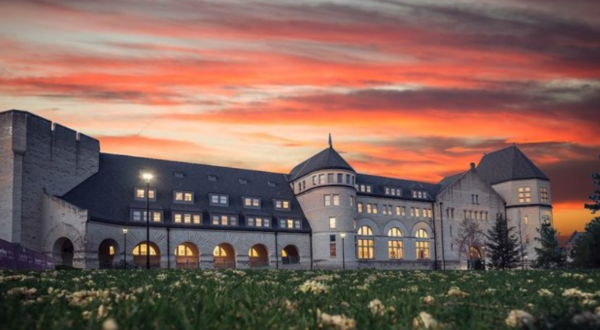The Stunning Building In Kansas That Looks Just Like Hogwarts