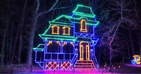 The Magic Of Lights Is One Of Mississippi's Biggest, Brightest, And Most Dazzling Drive-Thru Light Displays