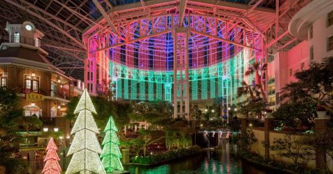 Take A Road Trip To See The Brightest Christmas Lights Around Nashville