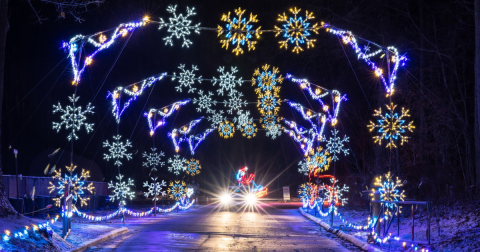 4 Drive-Thru Christmas Lights Displays In Connecticut The Whole Family Can Enjoy