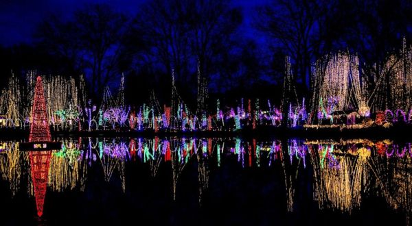 The Garden Christmas Light Display At Rotary Botanical Gardens In Wisconsin Is Pure Holiday Magic