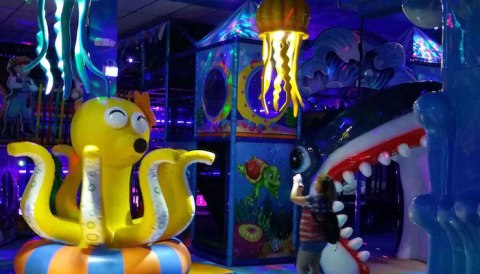 Catch Air Is An Ocean-Themed Indoor Playground In New Jersey That’s Incredibly Fun