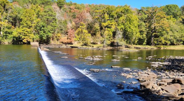 Don’t Let These Stunning Views Fool You, Mountain Fork River Trail In Oklahoma Is Actually An Easy Hike