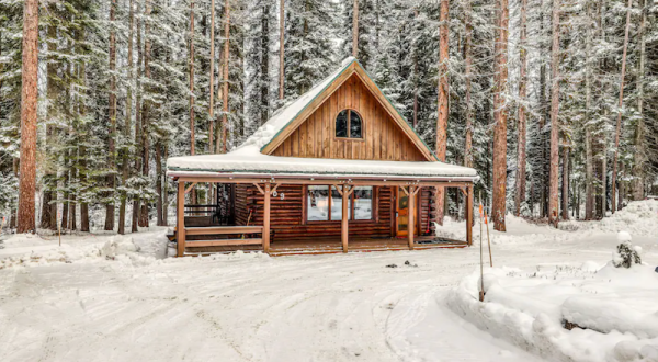 This Charming Cabin In The Small Town Of McCall, Idaho Is A Fantastic Weekend Getaway