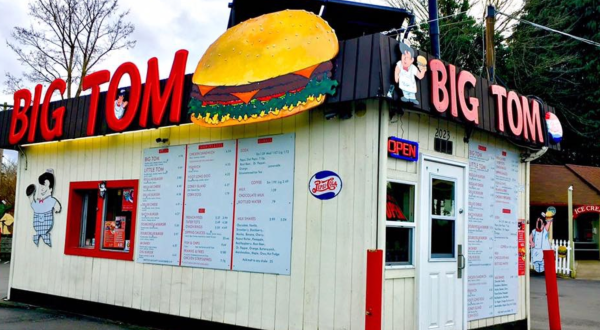 Eastside Big Tom Has Been Serving The Best Burgers In Washington Since 1969
