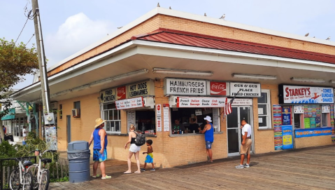 This Humble Little Restaurant In Small Town Delaware Is So Old Fashioned, It Doesn't Even Have A Website