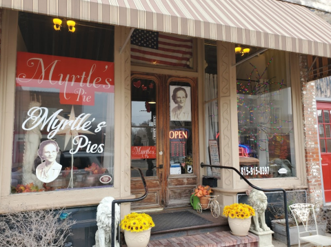 It's Worth It To Drive Across Illinois Just For The Fresh Pies At Myrtle’s Pie Shop