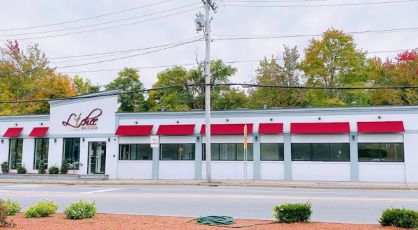 The One Unique Restaurant In Massachusetts Where You Can Eat Both American And Asian Food