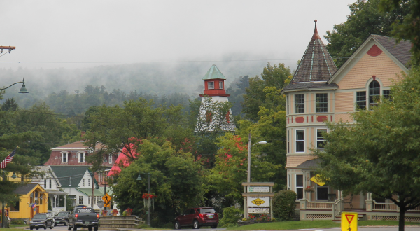 This Is The Absolute Best Town In Vermont To Visit During The Halloween Season 
