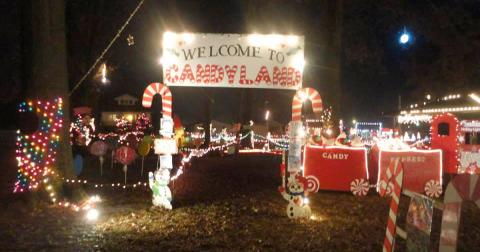 Take An Enchanting Winter Walk Through The Coulterville Holiday Light Display In Illinois