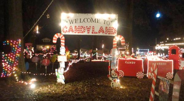 Take An Enchanting Winter Walk Through The Coulterville Holiday Light Display In Illinois