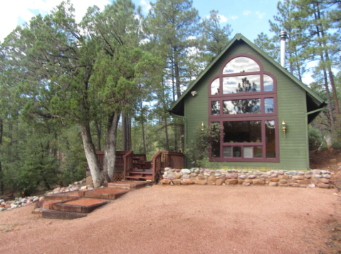This Arizona VRBO Is A Woodland Escape That Looks Like Something From A Fairytale